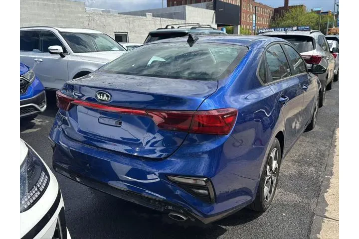 $12495 : Kia Forte 2020 FE 4dr Sedan image 3