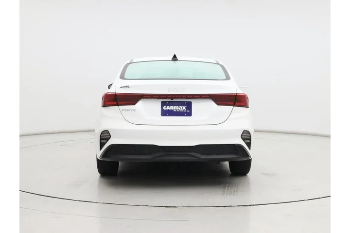 $17998 : Kia Forte 2023 LXS 4dr Sedan image 6