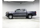 $29998 : Toyota Tacoma 2023 4x2 SR 4d thumbnail