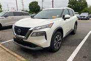 PRE-OWNED 2023 NISSAN ROGUE SV en Madison WV