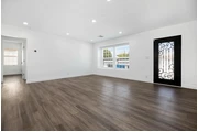 $2500 : 3Bed 2Bath House in South Gate thumbnail