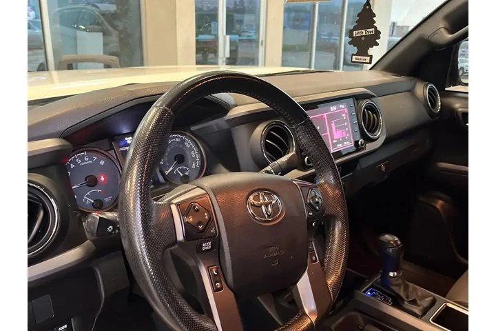 $30642 : Toyota Tacoma 2022 4x2 TRD O image 6