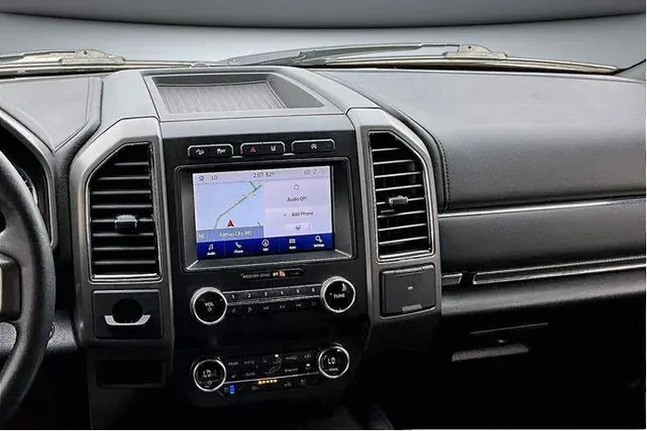 $32000 : Ford Expedition 2020 4x4 XLT image 9