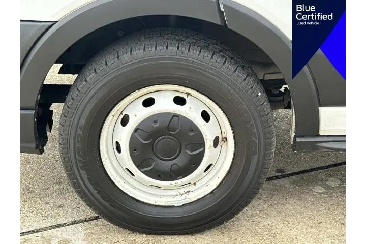 $31965 : Ford Transit 2021 250 3dr LW image 6