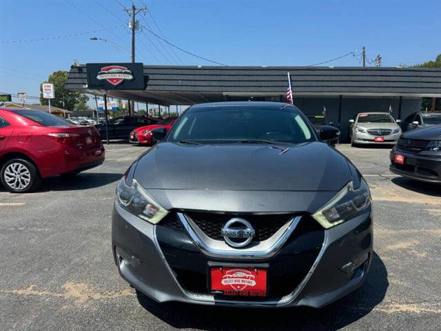 $17499 : 2017 Maxima 3.5 SR image 4