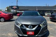 $17499 : 2017 Maxima 3.5 SR thumbnail