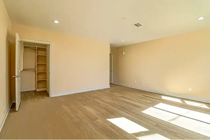 $1890 : Apartment rent 2 bedroom image 6