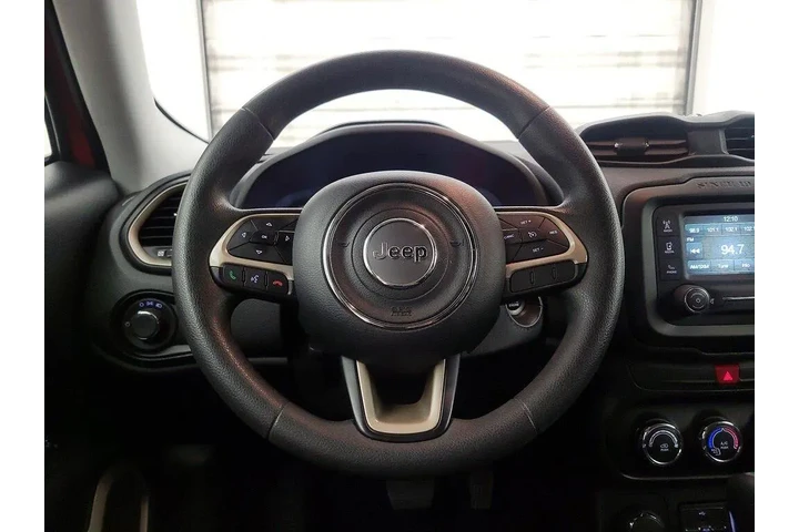 $12599 : Jeep Renegade 2017 4x4 Sport image 10