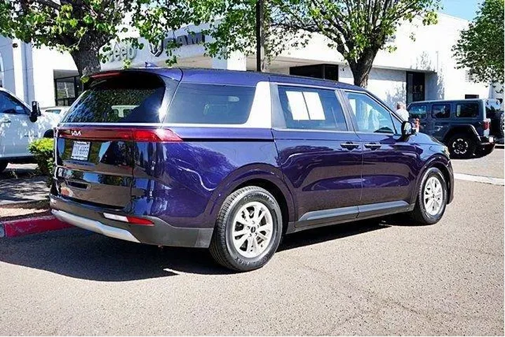 $27832 : Kia Carnival 2024 LX 4dr Min image 8