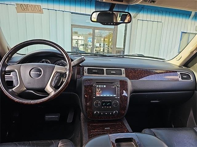 $13990 : Pre-Owned 2012 Yukon XL Denali image 5