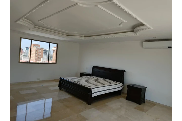 $3500 : penthouse image 4
