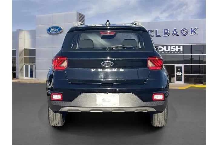 $12887 : Hyundai VENUE 2021 SEL 4dr C image 4