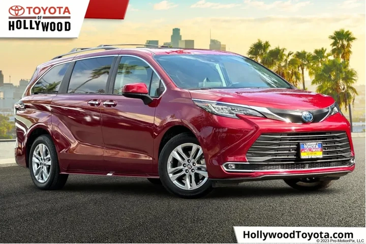 $39888 : Toyota Sienna 2022 XLE 8-Pas image 1