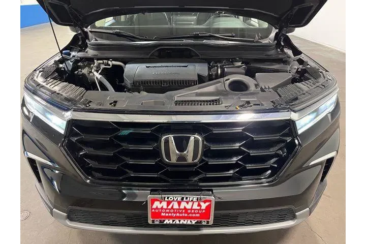 $39569 : Honda Pilot 2023 Touring 4dr image 8