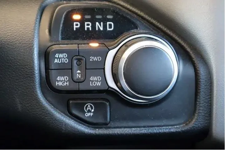 $29987 : Ram 1500 2023 4x4 Big Horn 4 image 7