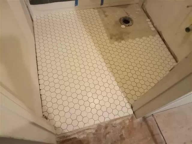Shower cocinas gabinets image 1