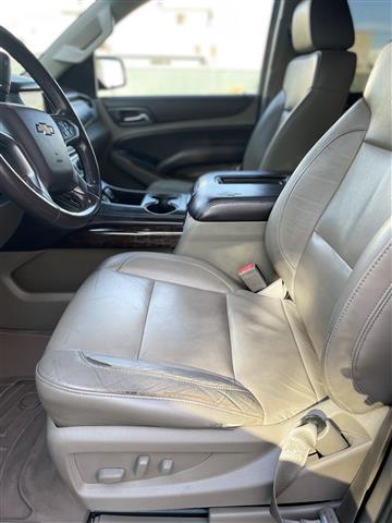 $12500 : 2015 Chevy Suburban LT $12,500 image 5