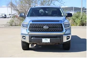 $30172 : Toyota Tundra 2018 4x4 SR5 4 thumbnail