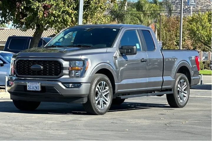 $35995 : Ford F-150 2023 4x2 XL 4dr S image 8