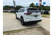 $20520 : Nissan Rogue 2025 AWD SV 4dr thumbnail