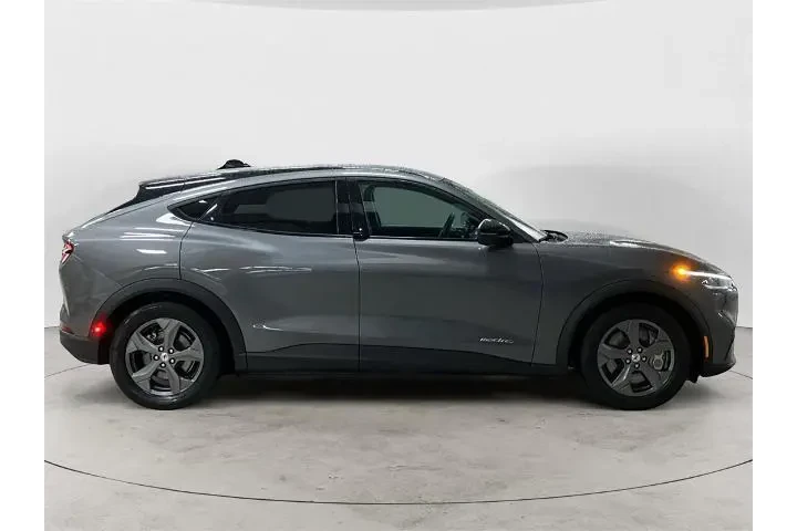 $26375 : Ford Mustang Mach-E 2023 AWD image 6