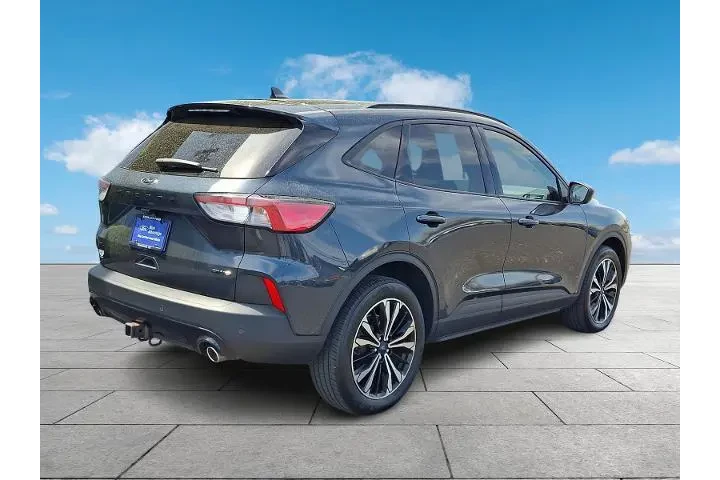 $26546 : Ford Escape 2022 AWD SEL 4dr image 6