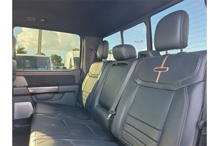 Ford F-150 2022 4x2 XL 4dr S image 8