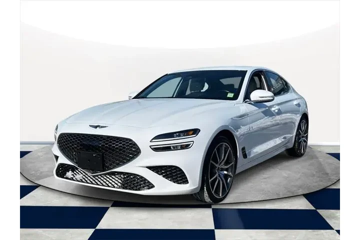 $35500 : Genesis G70 2024 2.5T Standa image 2