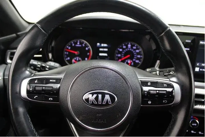 $21951 : Kia K5 2021 GT-Line 4dr Seda image 8
