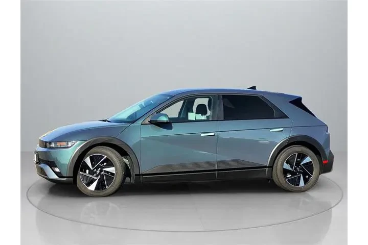 $31992 : Hyundai IONIQ 5 2025 SE 4dr image 4