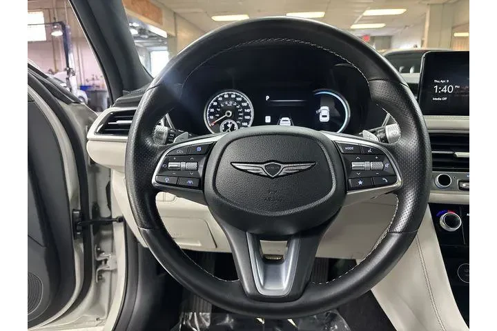 $28100 : Genesis G70 2024 2.5T Standa image 6