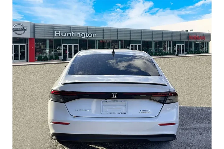 $22995 : Honda Accord Hybrid 2023 Spo image 7