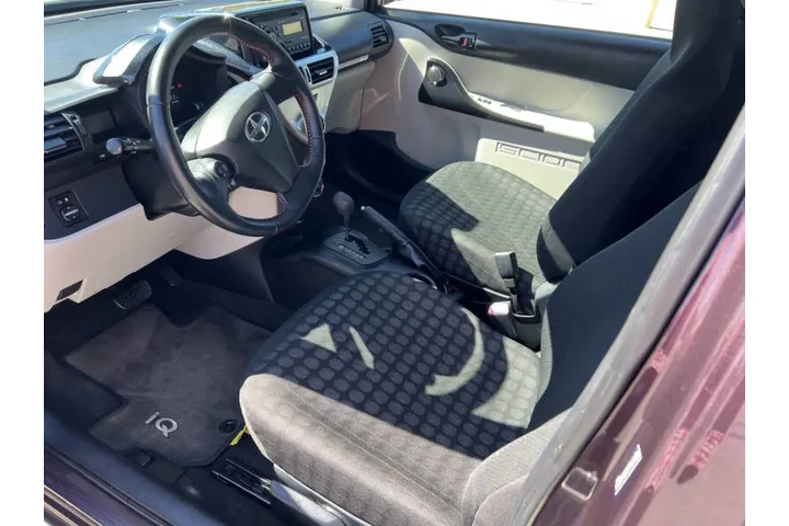 $7500 : 2013 iQ image 10
