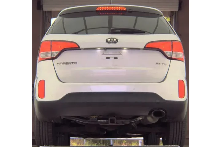 2015 Sorento EX image 3