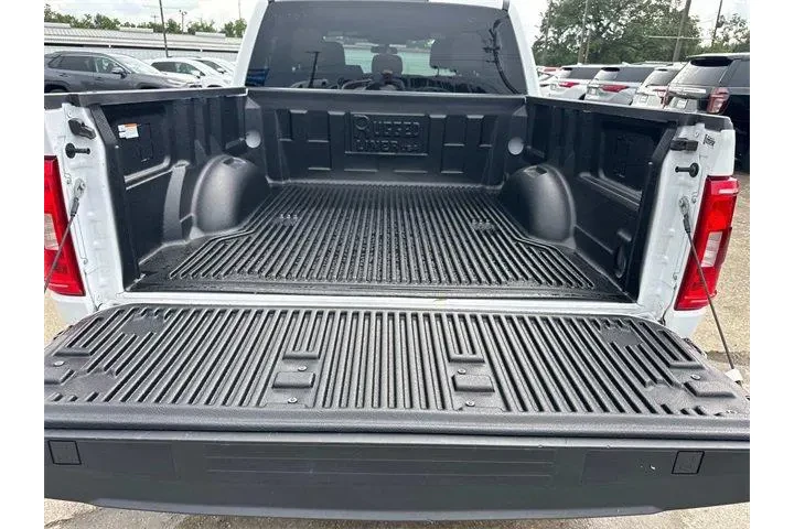 $30900 : Ford F-150 2023 4x2 XL 4dr S image 10