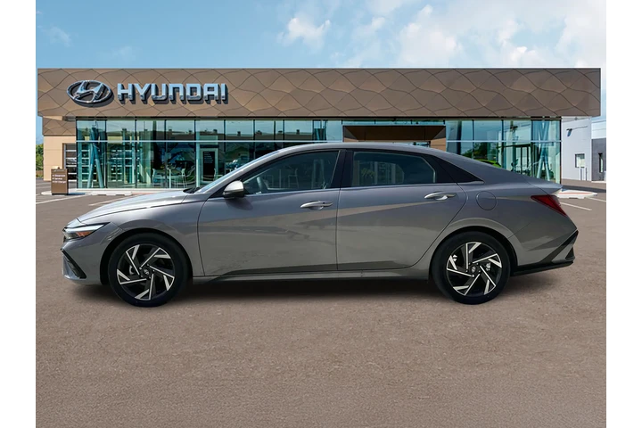 $21786 : Hyundai ELANTRA 2024 SEL 4dr image 3