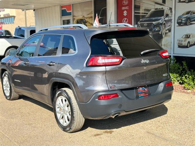 $14999 : 2017 Cherokee Latitude image 6