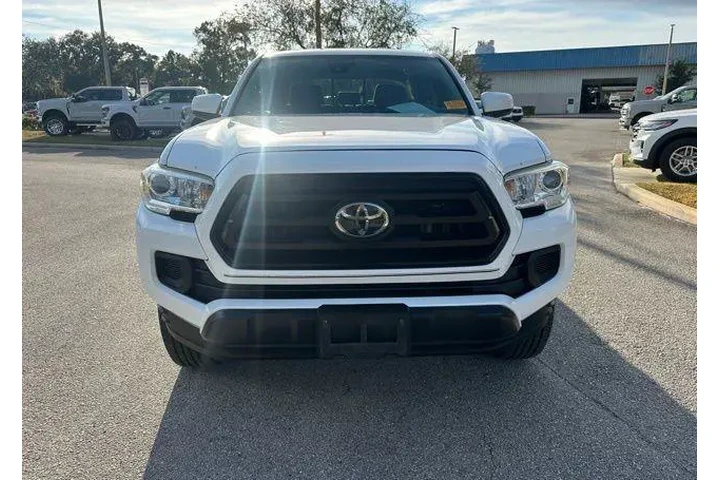 $24925 : Toyota Tacoma 2020 4x2 SR 4d image 9