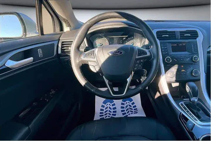 $6500 : Ford Fusion 2014 SE 4dr Seda image 8