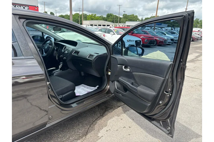 2014 Civic Sedan 4dr CVT LX image 8