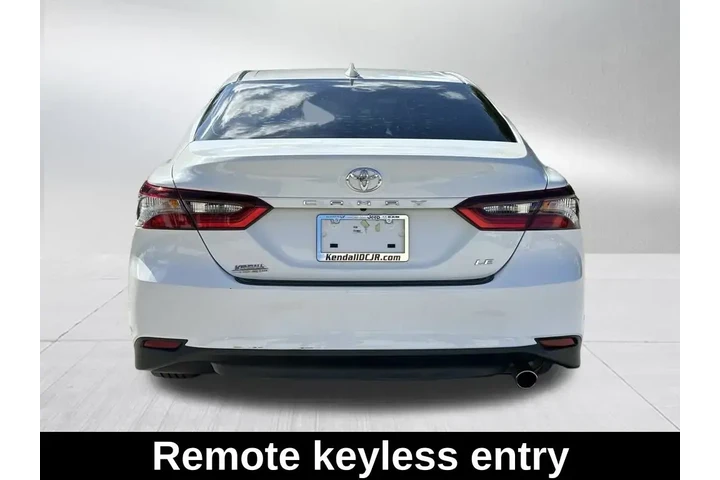 $19996 : Toyota Camry 2023 LE 4dr Sed image 7