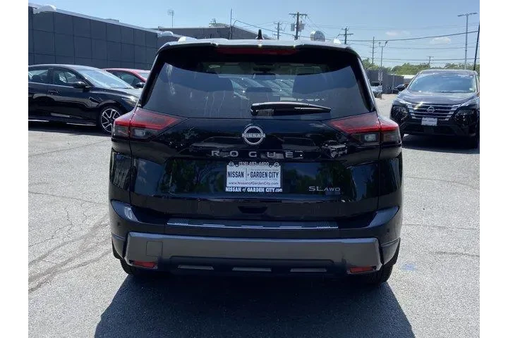 $28487 : Nissan Rogue 2025 AWD SL 4dr image 9