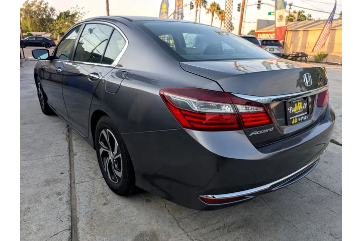 $12995 : 2017 Accord LX Sedan CVT image 6