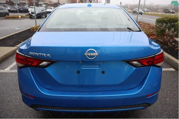 $17262 : Nissan Sentra 2025 SV 4dr Se image 6