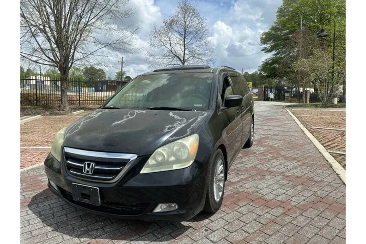 $2300 : 2007 Odyssey Touring w/DVD w/ image 3
