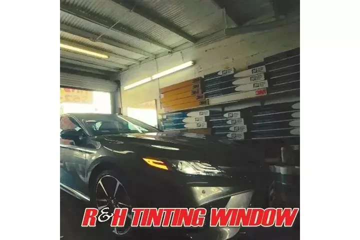 R&H TINTING WINDOW image 6