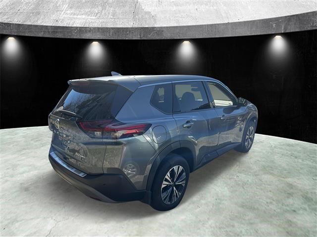 $22450 : Pre-Owned 2021 Rogue AWD SV image 5