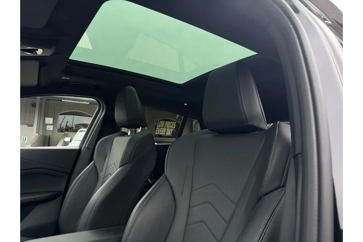 2025 BMW X2 xDrive28i image 8