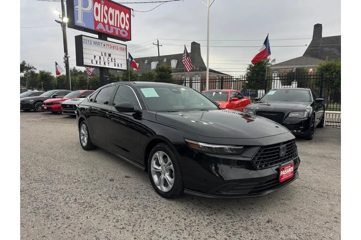 2023 Accord LX image 3