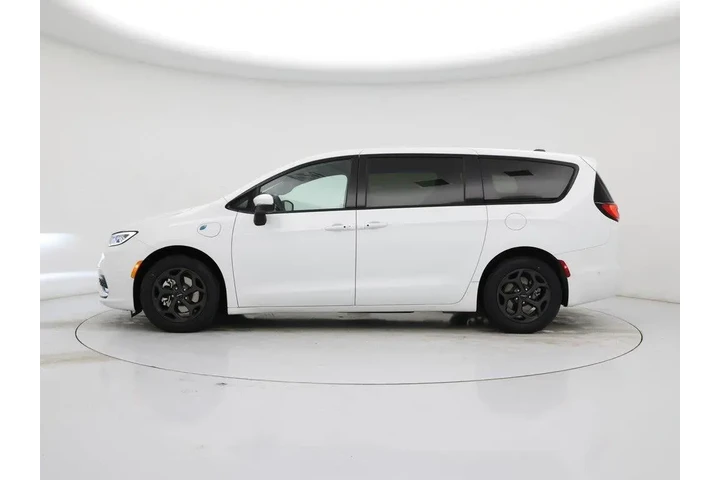 $36998 : Chrysler Pacifica Plug-In Hy image 3